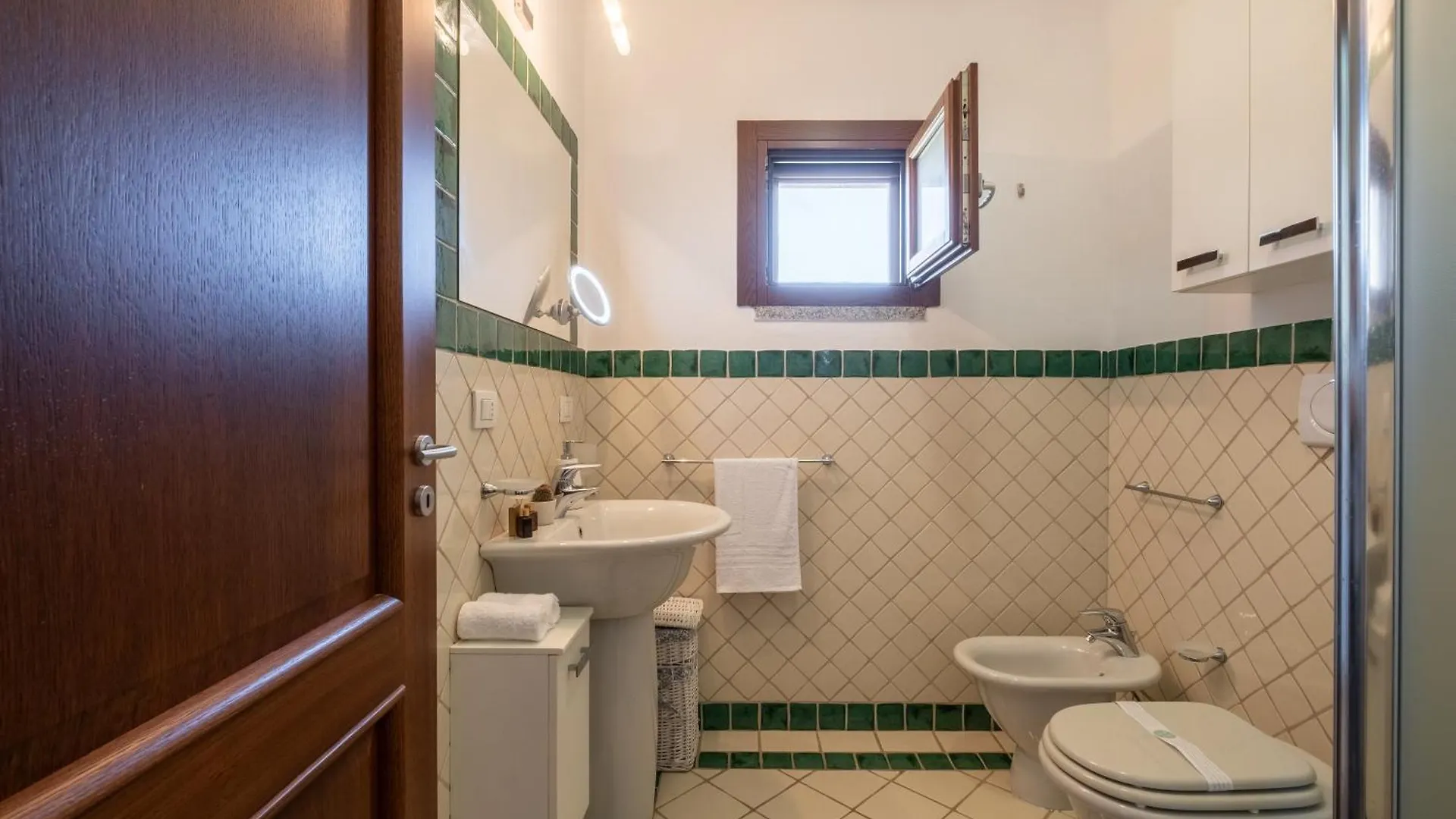 Villa Vista Mare La Maddalena  La Maddalena (Sassari)